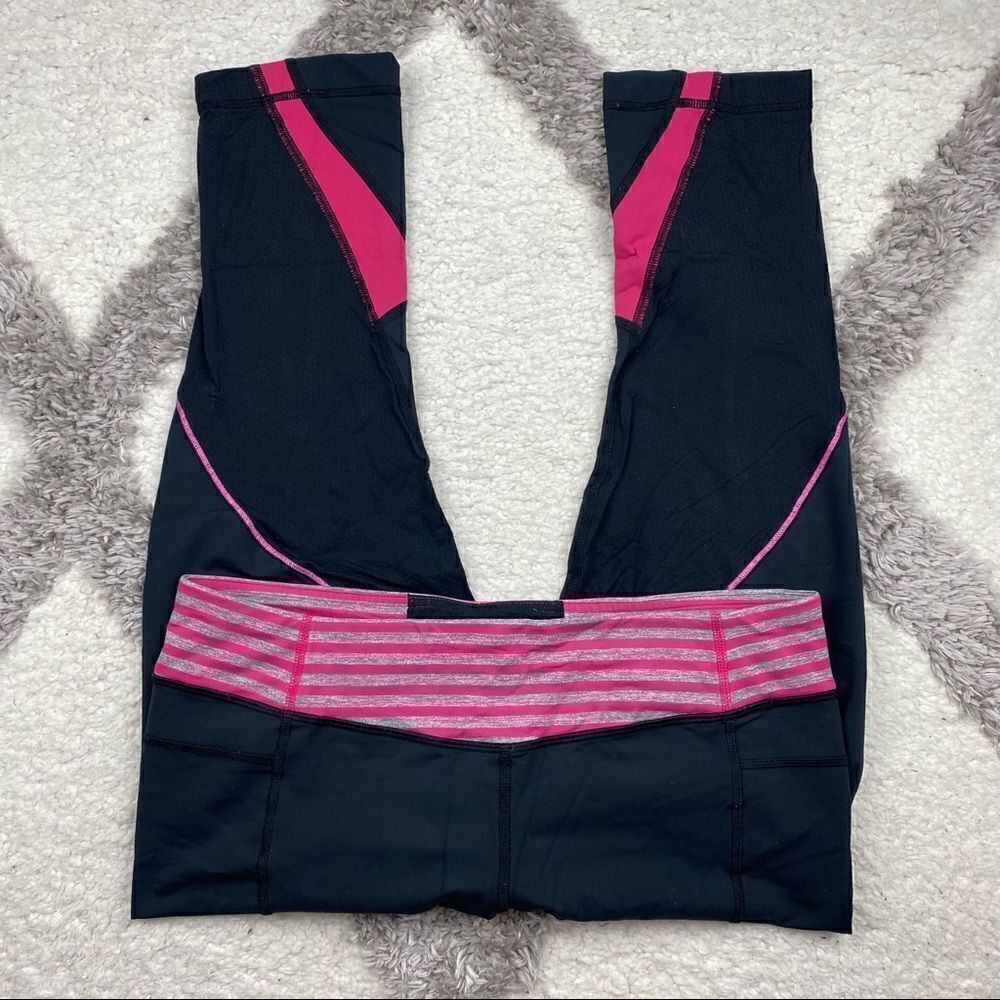 Lululemon Cropped Pants - Picture 2 of 6